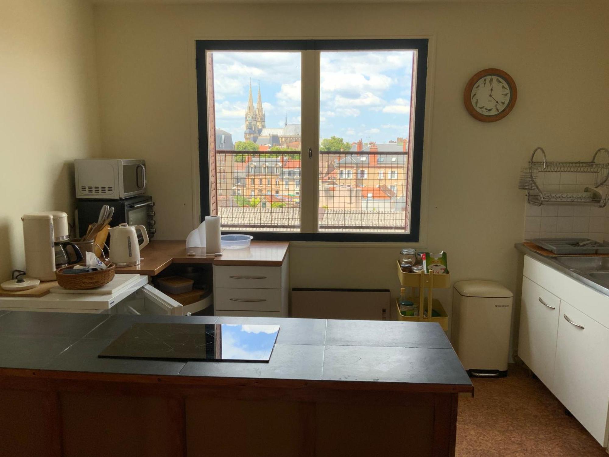 Studio 63M2 3Eme Etage Ou Chambre Dans Appartement 2Eme Etage Pour Sejours A Moulins Мулен Экстерьер фото